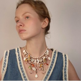 Колье – жемчуг, ракушка, перламутр, оникс, кварц розовый.