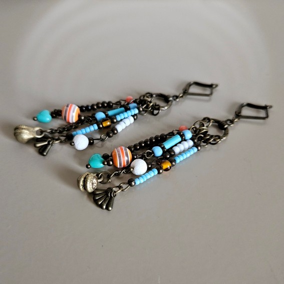 Серьги – декоративные бусины, биссер