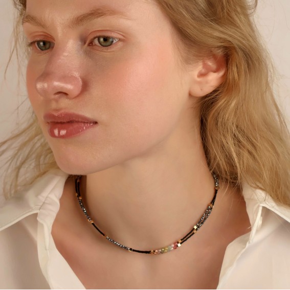 Колье – две нити, черный биссер Япония, террегерц стальной, микс цирконов синтетических, кубики гематита позолота.